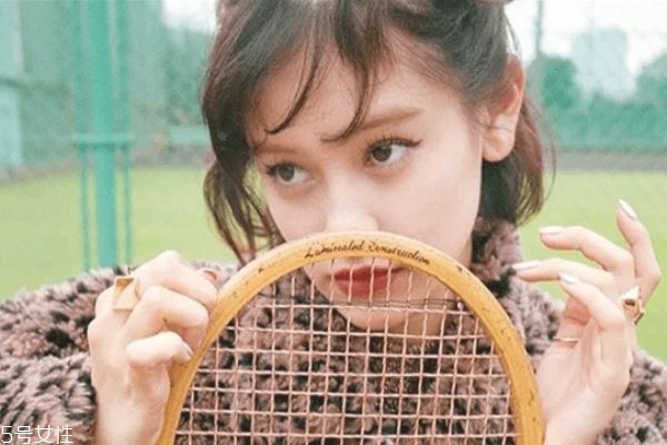 打下巴用什么玻尿酸好 玻尿酸打下巴有硬塊原因 打下巴用什么玻尿酸好 玻尿酸打下巴有硬塊原因