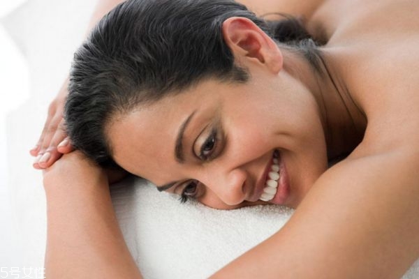 果酸祛痘多久見效 正規(guī)醫(yī)院果酸換膚價格 果酸祛痘多久見效 正規(guī)醫(yī)院果酸換膚價格