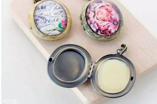 孕婦可以使用護(hù)手霜嗎 護(hù)手霜可以經(jīng)常使用嗎 孕婦可以使用護(hù)手霜嗎 護(hù)手霜可以經(jīng)常使用嗎