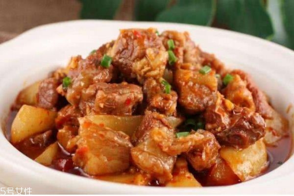 什么樣的牛腩好 牛腩什么樣的才是最好的 什么樣的牛腩好 牛腩什么樣的才是最好的