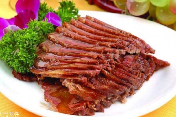 醬牛肉怎么切片不碎 醬牛肉怎么做才好吃 醬牛肉怎么切片不碎 醬牛肉怎么做才好吃