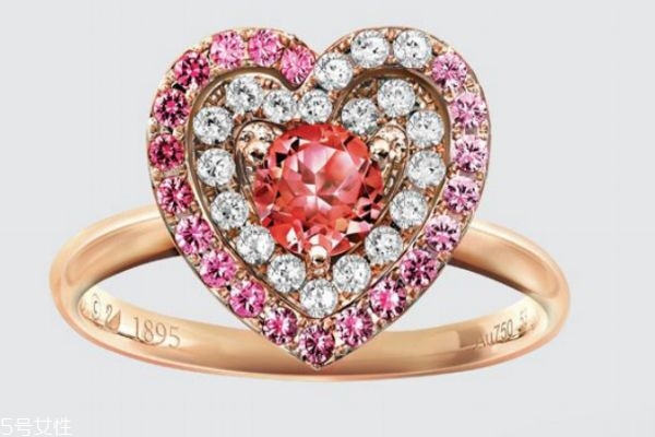 施華洛世奇的項(xiàng)鏈怎么樣呢 施華洛世奇哪個國家的呢