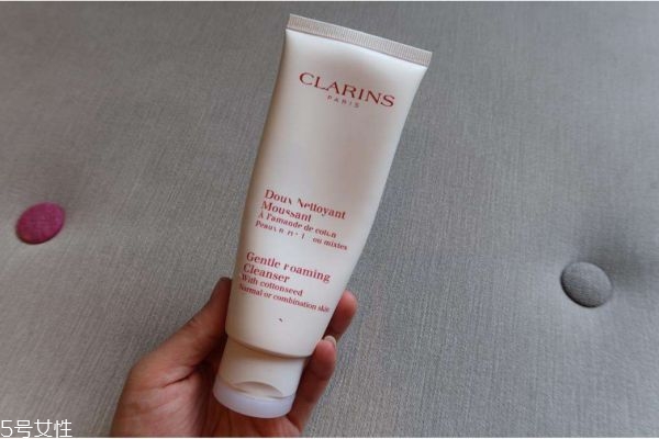 洗面奶一次擠多少 洗面奶用量多少合適 洗面奶一次擠多少 洗面奶用量多少合適