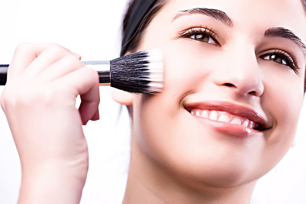 怎樣化妝不浮粉 散粉撲多久洗一次 怎樣化妝不浮粉 散粉撲多久洗一次