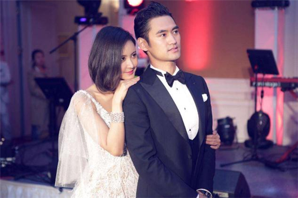 現(xiàn)任問(wèn)你和前任的事情怎么回答 現(xiàn)任不能釋懷前任怎么辦