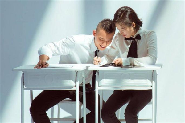 怎么跟內(nèi)向的丈夫溝通 丈夫很內(nèi)向怎么辦 怎么跟內(nèi)向的丈夫溝通 丈夫很內(nèi)向怎么辦