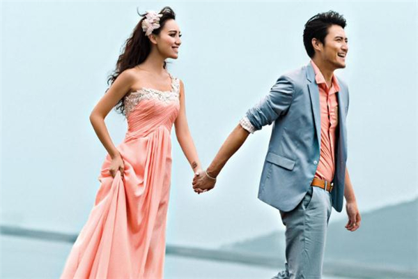 女生多少歲會對愛情失去興趣 怎樣讓女孩感動(dòng) 女生多少歲會對愛情失去興趣 怎樣讓女孩感動(dòng)