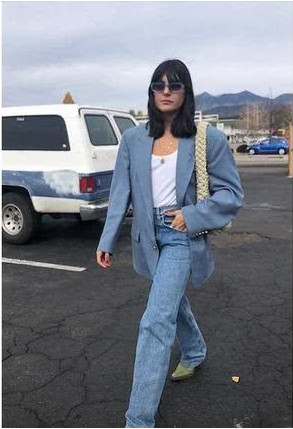 闊腿牛仔褲怎么搭配最好看 闊腿牛仔褲怎么搭配最好看