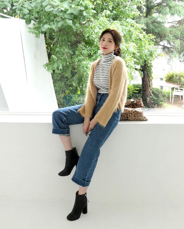 闊腿牛仔褲怎么搭配最好看 闊腿牛仔褲怎么搭配最好看