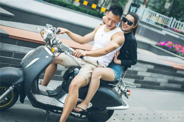 對(duì)象過度黏人是不信任的表現(xiàn)嗎 對(duì)象過度粘人說明什么