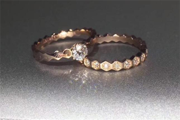 尚美巴黎蜂巢戒指價格 尚美巴黎蜂巢戒指寓意 尚美巴黎蜂巢戒指價格 尚美巴黎蜂巢戒指寓意