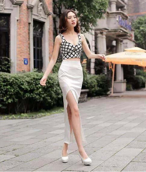 高腰裙配什么上衣好看 改變腰身的比例 高腰裙配什么上衣好看 改變腰身的比例