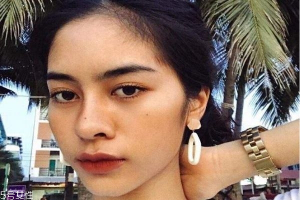 新手化妝有哪些誤區(qū) 新手化妝常見(jiàn)誤區(qū) 新手化妝有哪些誤區(qū) 新手化妝常見(jiàn)誤區(qū)