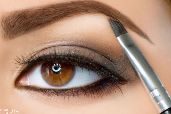 眉毛應(yīng)該怎么化呢 化眉毛有什么注意的呢 眉毛應(yīng)該怎么化呢 化眉毛有什么注意的呢