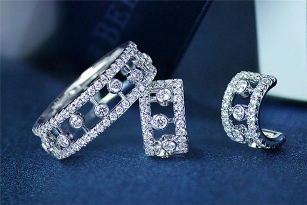 戴比爾斯是什么牌子 戴比爾斯是奢侈品嗎 戴比爾斯是什么牌子 戴比爾斯是奢侈品嗎