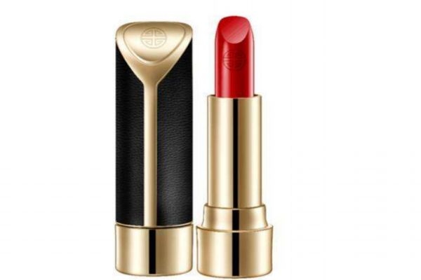 秋季流行的口紅顏色有什么呢 秋季應(yīng)該怎么涂口紅呢 秋季流行的口紅顏色有什么呢 秋季應(yīng)該怎么涂口紅呢