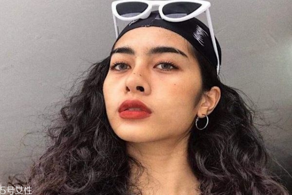 新手化妝有哪些誤區(qū) 新手化妝常見(jiàn)誤區(qū) 新手化妝有哪些誤區(qū) 新手化妝常見(jiàn)誤區(qū)