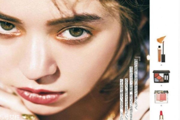 秋季適合哪些妝容 秋季適合畫的妝容 秋季適合哪些妝容 秋季適合畫的妝容