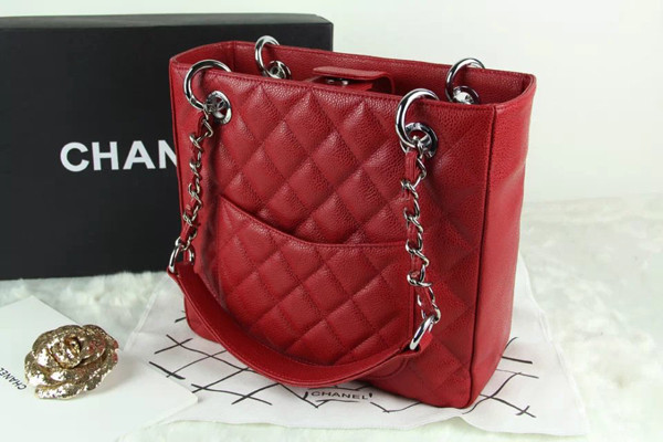 紅色包包怎么搭配衣服 紅色包包百搭嗎 紅色包包怎么搭配衣服 紅色包包百搭嗎