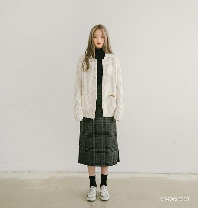 長款羽絨服內(nèi)搭什么好看 越簡單越經(jīng)典 長款羽絨服內(nèi)搭什么好看 越簡單越經(jīng)典