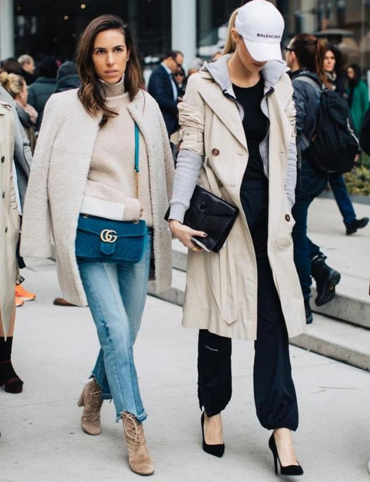 長款羽絨服內(nèi)搭什么好看 越簡單越經(jīng)典 長款羽絨服內(nèi)搭什么好看 越簡單越經(jīng)典