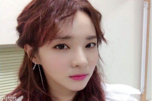 激光祛痘后多久能化妝 激光祛痘見效時(shí)間 激光祛痘后多久能化妝 激光祛痘見效時(shí)間