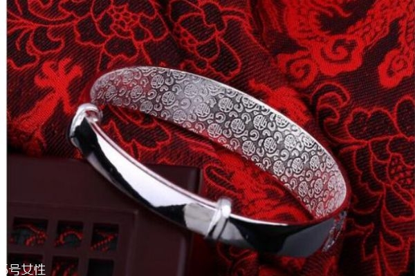 浪漫飾界是怎么樣的品牌呢 浪漫飾界是哪個(gè)國家的呢 浪漫飾界是怎么樣的品牌呢 浪漫飾界是哪個(gè)國家的呢