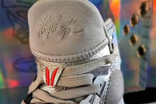 安踏kt5水晶球開箱測評 kt5水晶球是限量嗎 安踏kt5水晶球開箱測評 kt5水晶球是限量嗎