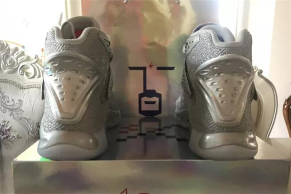 安踏kt5水晶球開箱測評 kt5水晶球是限量嗎 安踏kt5水晶球開箱測評 kt5水晶球是限量嗎