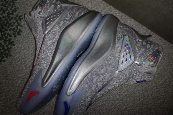 安踏kt5水晶球開箱測評 kt5水晶球是限量嗎 安踏kt5水晶球開箱測評 kt5水晶球是限量嗎