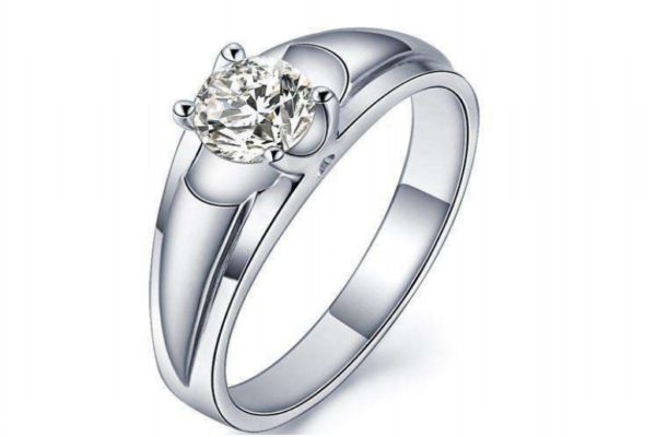 購買婚戒有什么注意的呢 婚戒應該在哪購買呢 購買婚戒有什么注意的呢 婚戒應該在哪購買呢