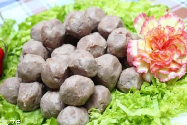 牛肉丸里有牛肉嗎 牛肉丸里有多少牛肉 牛肉丸里有牛肉嗎 牛肉丸里有多少牛肉