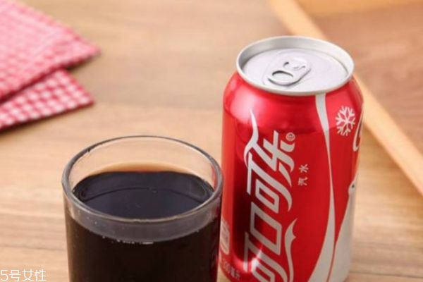 減肥可以喝可樂(lè)嗎 可樂(lè)的熱量高嗎 減肥可以喝可樂(lè)嗎 可樂(lè)的熱量高嗎