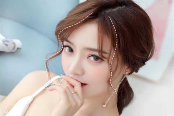 什么劉海好看顯臉小 超級(jí)顯臉小劉海推薦 什么劉海好看顯臉小 超級(jí)顯臉小劉海推薦