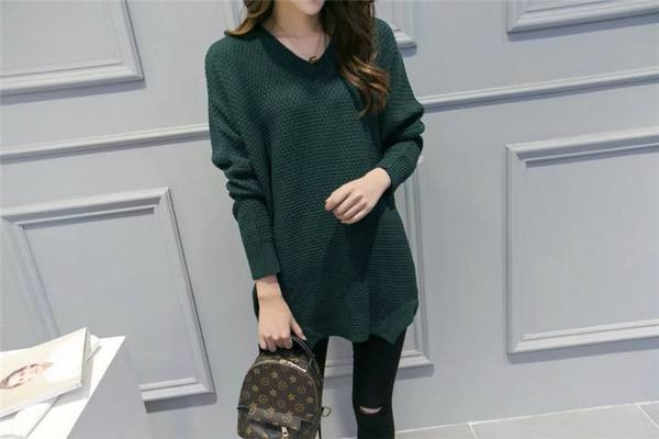 胖女生適合穿寬松毛衣嗎 胖女生適合什么樣的毛衣 胖女生適合穿寬松毛衣嗎 胖女生適合什么樣的毛衣