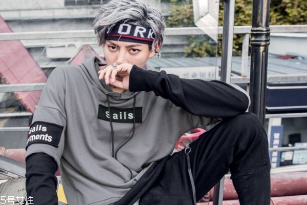 怎么讓男生主動(dòng)表白 5個(gè)小秘訣