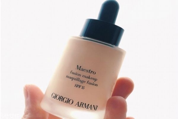 哪個(gè)粉底液適合男生 適合男生的粉底液推薦 哪個(gè)粉底液適合男生 適合男生的粉底液推薦