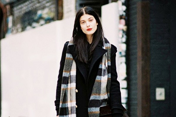 圍巾有哪些款式 什么顏色的圍巾好看 圍巾有哪些款式 什么顏色的圍巾好看