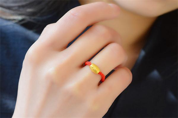 轉(zhuǎn)運(yùn)珠戒指多少錢 轉(zhuǎn)運(yùn)珠戒指在哪買 轉(zhuǎn)運(yùn)珠戒指多少錢 轉(zhuǎn)運(yùn)珠戒指在哪買