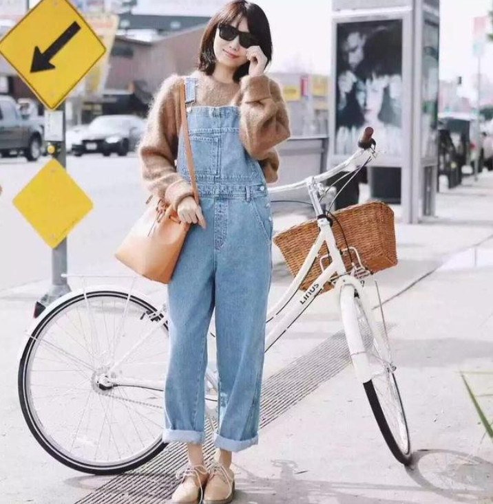 買什么款式的吊帶褲最好看 買什么款式的吊帶褲最好看