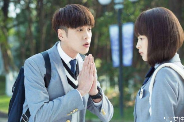 怎么樣和女孩子聊天 實用搭訕技巧 怎么樣和女孩子聊天 實用搭訕技巧