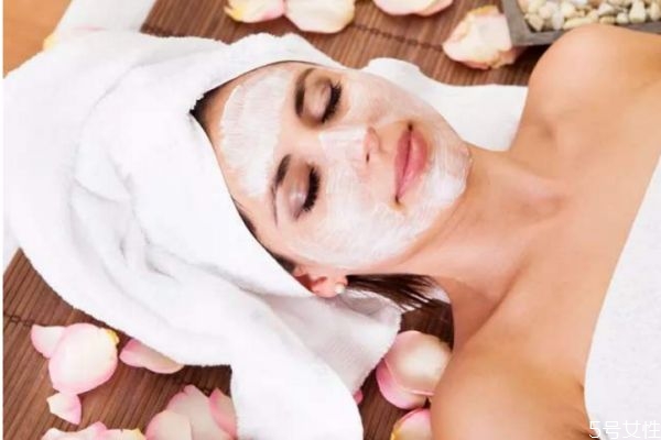 冬季什么時候敷面膜效果好 冬季哪種面膜易于肌膚吸收 冬季什么時候敷面膜效果好 冬季哪種面膜易于肌膚吸收