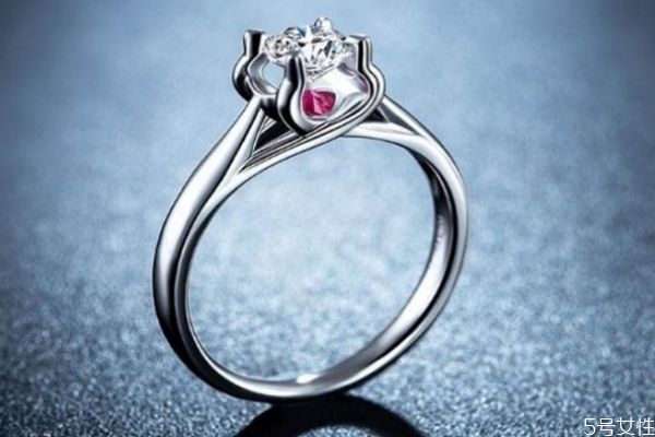 鉆石會貶值嗎 鉆石的價格為什么那么貴呢 鉆石會貶值嗎 鉆石的價格為什么那么貴呢