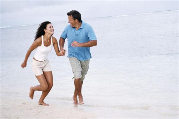 天冷了怎么關(guān)心女生 天冷了關(guān)心女朋友的話(huà)