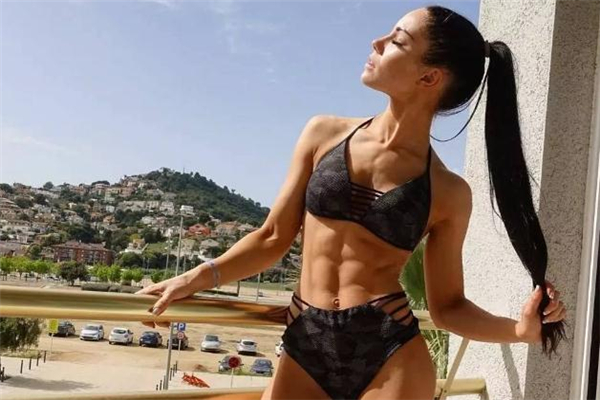 女生練側(cè)腹肌的動作 女生用練側(cè)腹肌嗎 女生練側(cè)腹肌的動作 女生用練側(cè)腹肌嗎