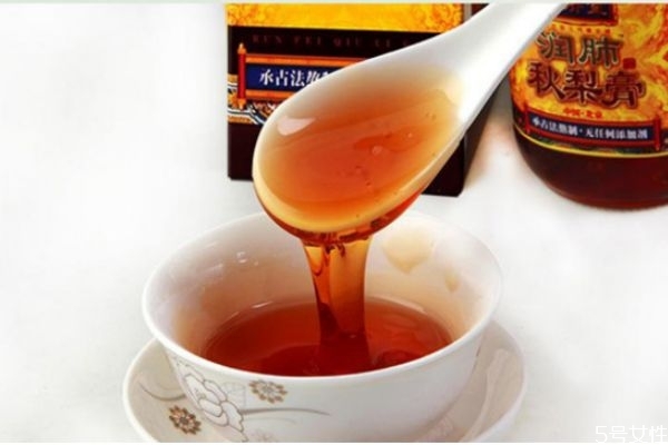 什么是秋梨膏 秋梨膏什么季節(jié)喝最好 什么是秋梨膏 秋梨膏什么季節(jié)喝最好