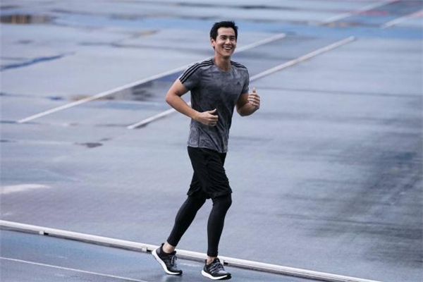 慢跑可以增強(qiáng)心肺功能嗎 慢跑可以增強(qiáng)抵抗力嗎 慢跑可以增強(qiáng)心肺功能嗎 慢跑可以增強(qiáng)抵抗力嗎