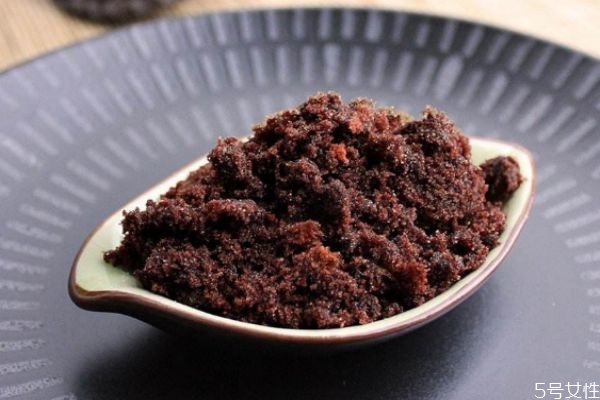 紅糖的營養(yǎng)價值有什么呢 紅糖的主要成分是什么呢 紅糖的營養(yǎng)價值有什么呢 紅糖的主要成分是什么呢