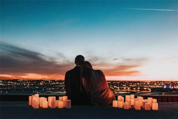 愛情和事業(yè)怎么選擇 愛情和事業(yè)哪個更重要 愛情和事業(yè)怎么選擇 愛情和事業(yè)哪個更重要