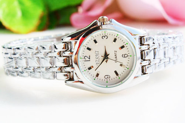 適合年輕人的手表潮牌 一千元左右什么手表好 適合年輕人的手表潮牌 一千元左右什么手表好